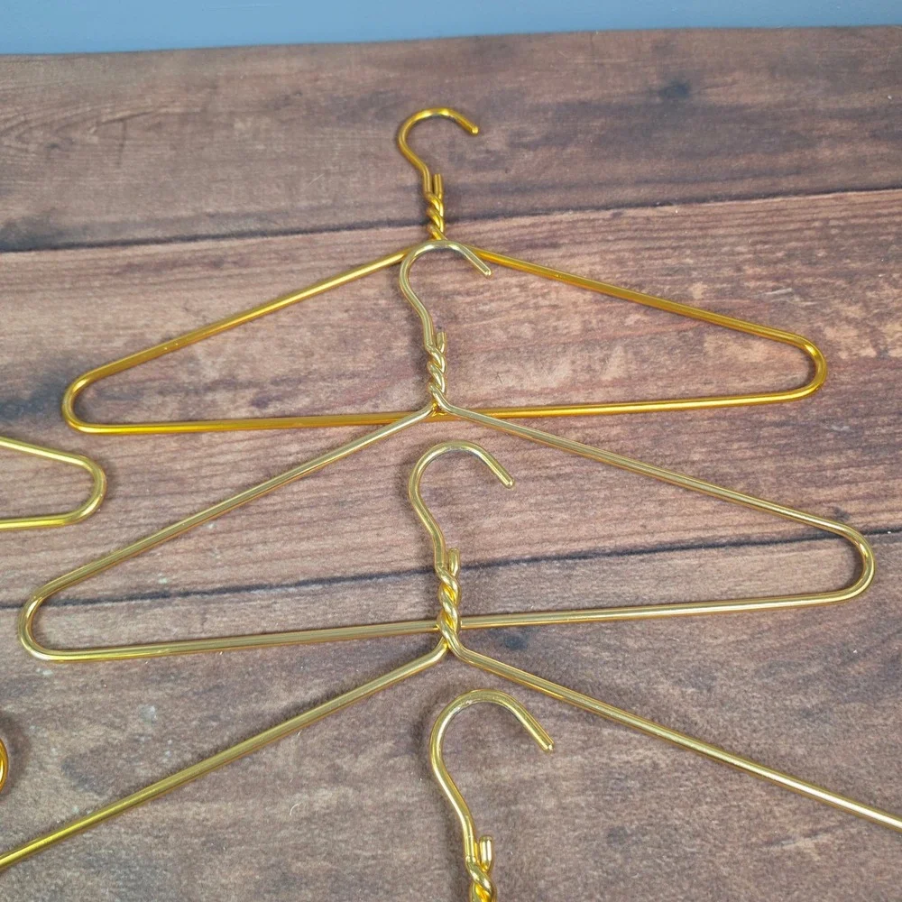 Metal Hangers OS Gold Good 9 Piece Set Twisted Neck Heavy Duty